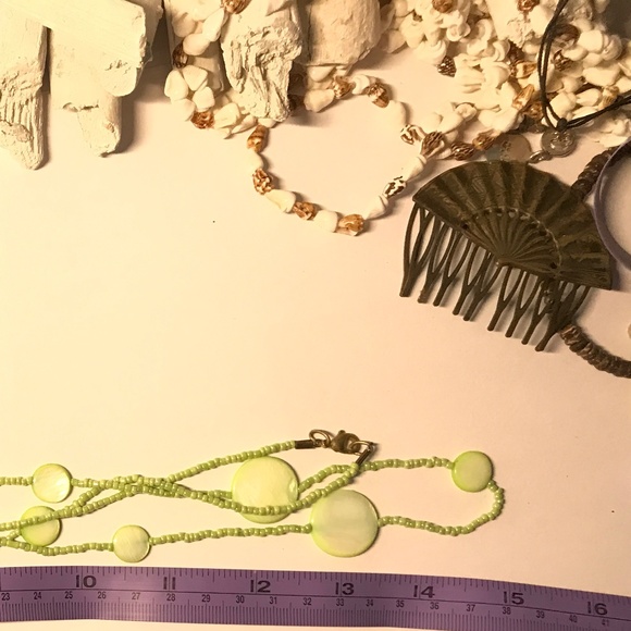 Super Cute Green Beaded Long Necklace - Picture 5 of 5